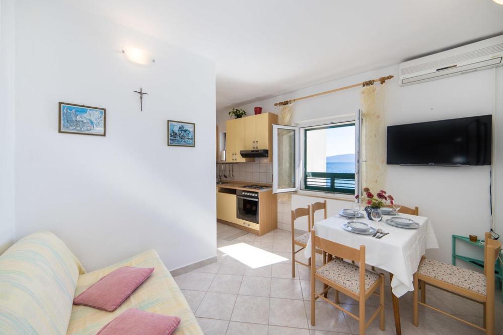 Apartments Dominko Брист Екстер'єр фото