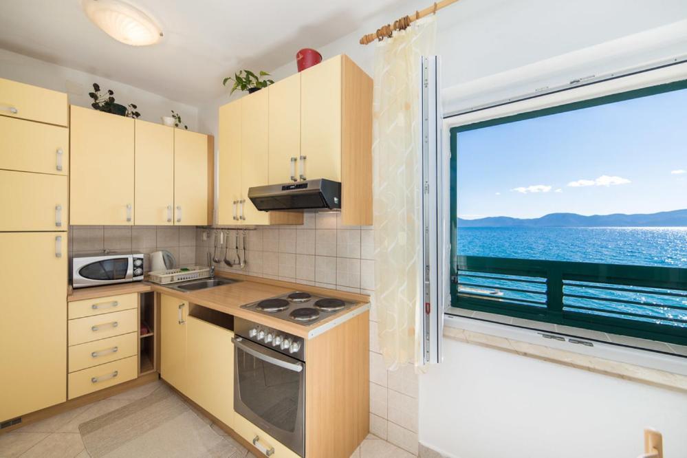 Apartments Dominko Брист Екстер'єр фото