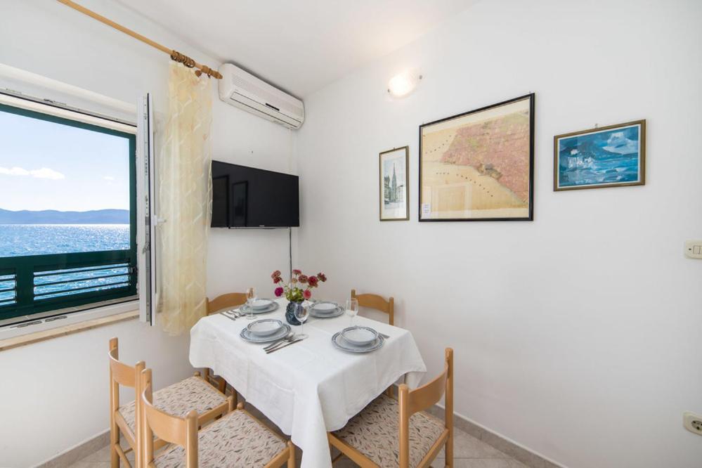 Apartments Dominko Брист Екстер'єр фото