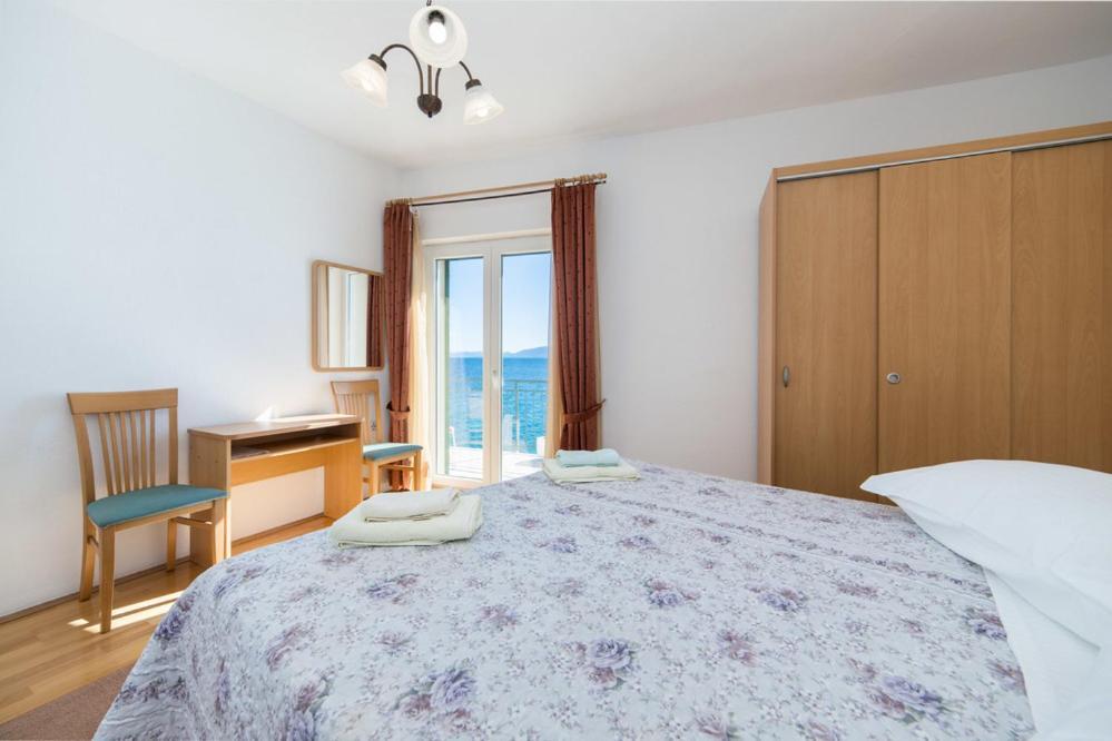 Apartments Dominko Брист Екстер'єр фото